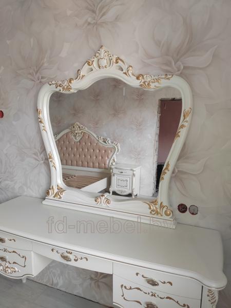 Спальня Амели 5С (с туалетным столиком)