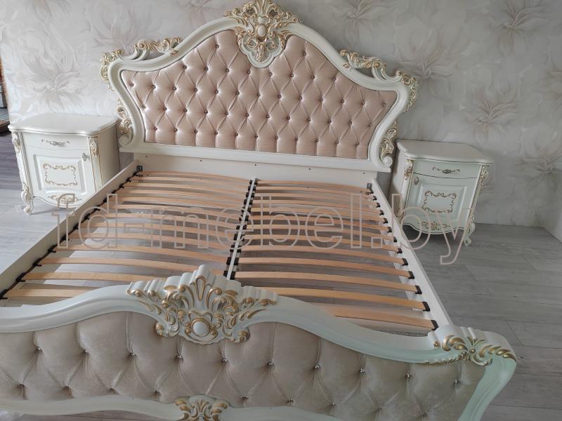 Спальня Амели 5С (с туалетным столиком)